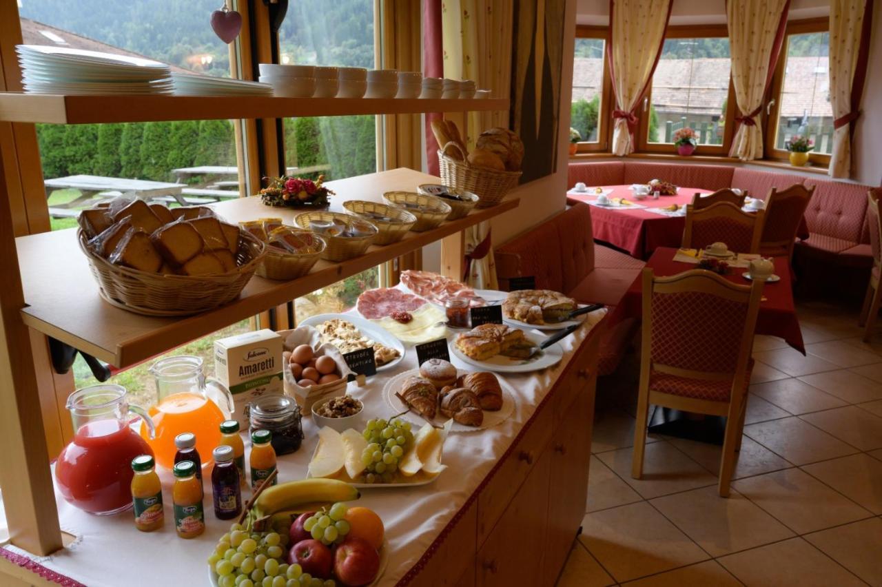 Garni Costa 3* Bocenago