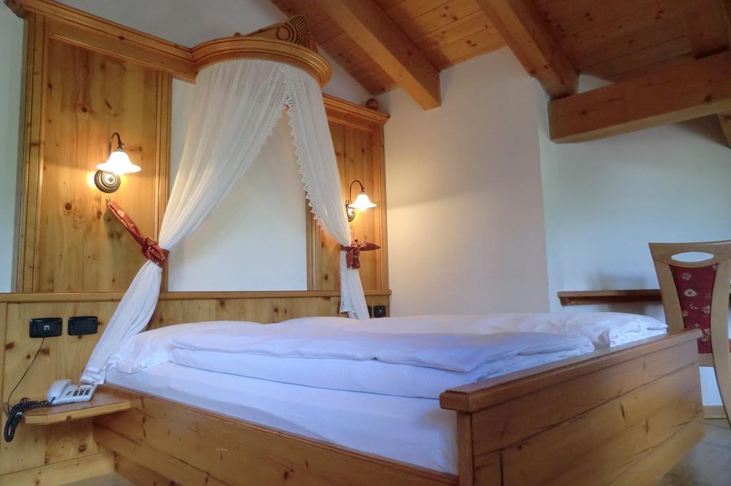 Hotel Garni Costa Verde Bocenago